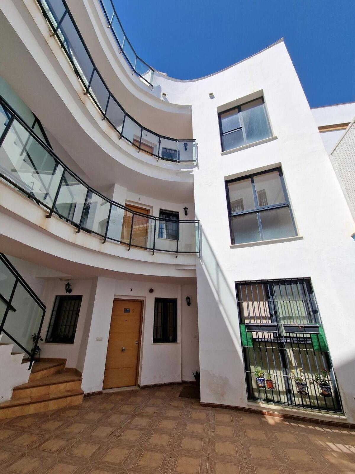 Apartament Castilla Del Patrocinio, Coqueto De 1dormitorio *